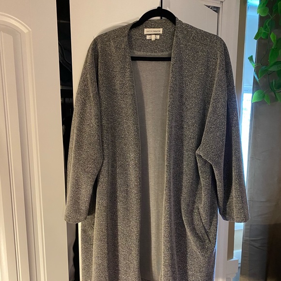 Native Youth - Cardigan - Size: L - Condition: Very Good - Picture 1 of 3